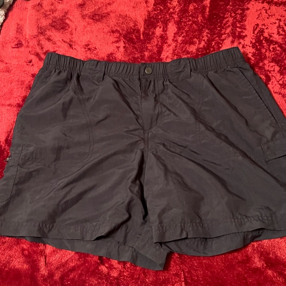 Columbia Women's Dark Gray Cargo Shorts